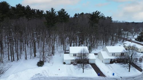 7 Ira Ln, Burlington, VT, 05408-2543 | Card Image