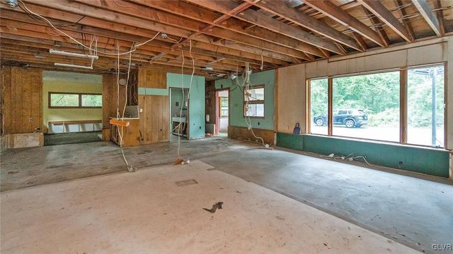 898 Browntown Rd, House other with 2 bedrooms, 1 bathrooms and null parking in Nazareth PA | Image 18