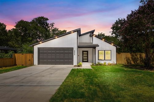 2825 Namur St, Dallas, TX, 75227-7605 | Card Image