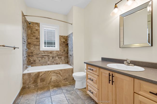 126 Squire Rd, House other with 3 bedrooms, 2 bathrooms and 8 parking in Springbrook ON | Image 17