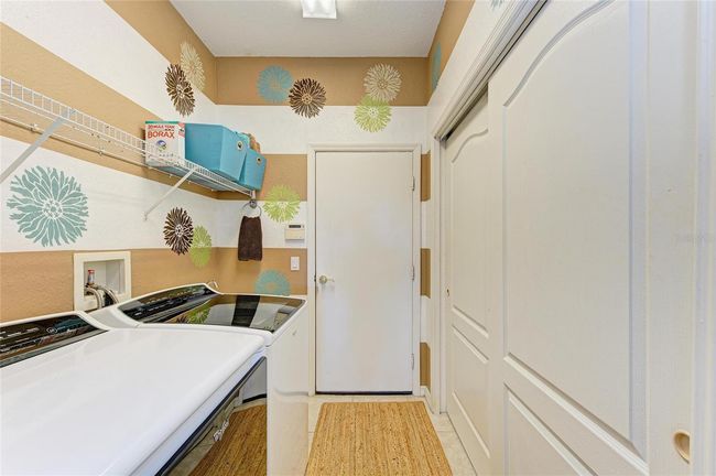 8906 Stone Harbour Loop, House other with 3 bedrooms, 2 bathrooms and null parking in BRADENTON FL | Image 49