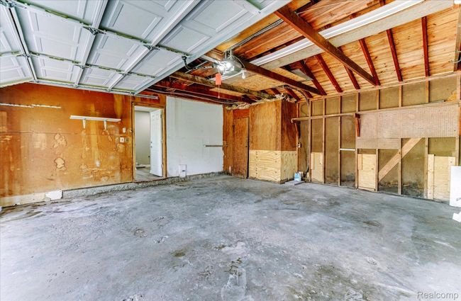 2365 Middlebelt Rd, House other with 4 bedrooms, 2 bathrooms and null parking in West Bloomfield MI | Image 40