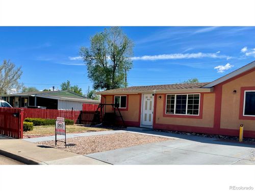 402 16th Avenue Ct, Greeley, CO, 80631-2129 | Card Image