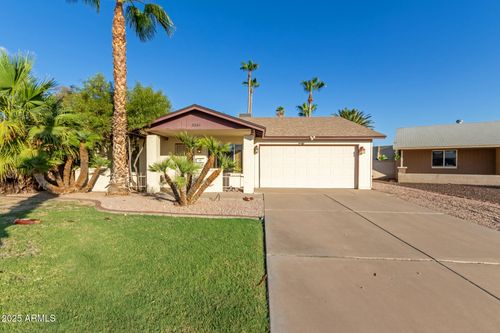 2361 E Riviera Dr, Tempe, AZ, 85282-6040 | Card Image