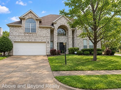 2639 Cedar View Dr, Arlington, TX, 76006-2818 | Card Image