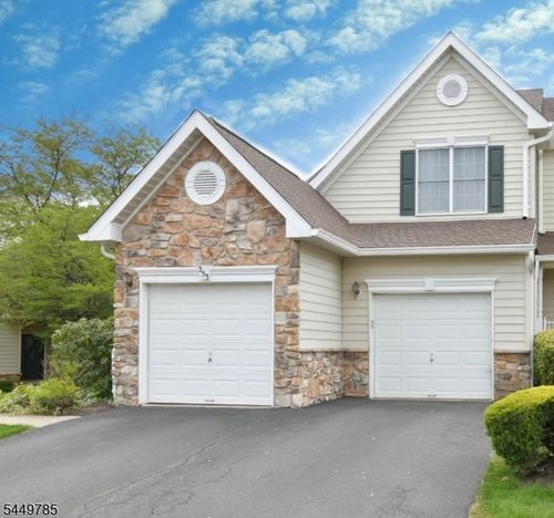 253 Patriot Hill Dr, Basking Ridge, NJ, 07920-4213 | Card Image