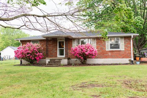 2056 Nunley St, Greenbrier, TN, 37073-5636 | Card Image