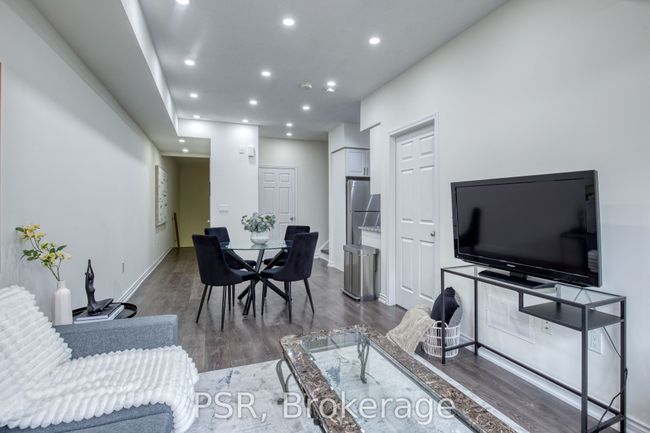 345 - 500 Kingbird Grove, Condo with 3 bedrooms, 3 bathrooms and null parking in Scarborough ON | Image 8