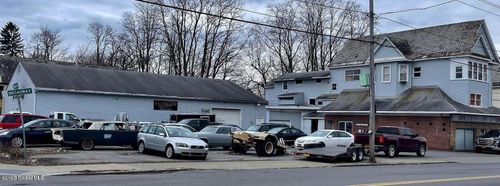 2416 Broadway, Schenectady, NY, 12306-3920 | Card Image