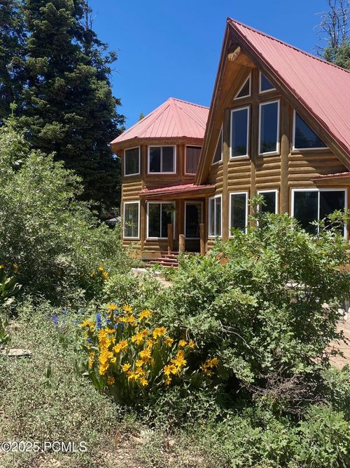 1598 W Arapaho Dr, Coalville, UT, 84017-9393 | Card Image