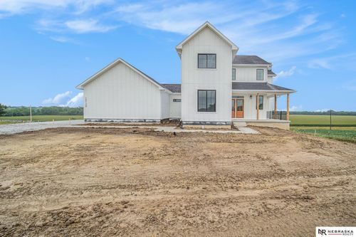 19720 Longview Ln, Hickman, NE, 68372 | Card Image