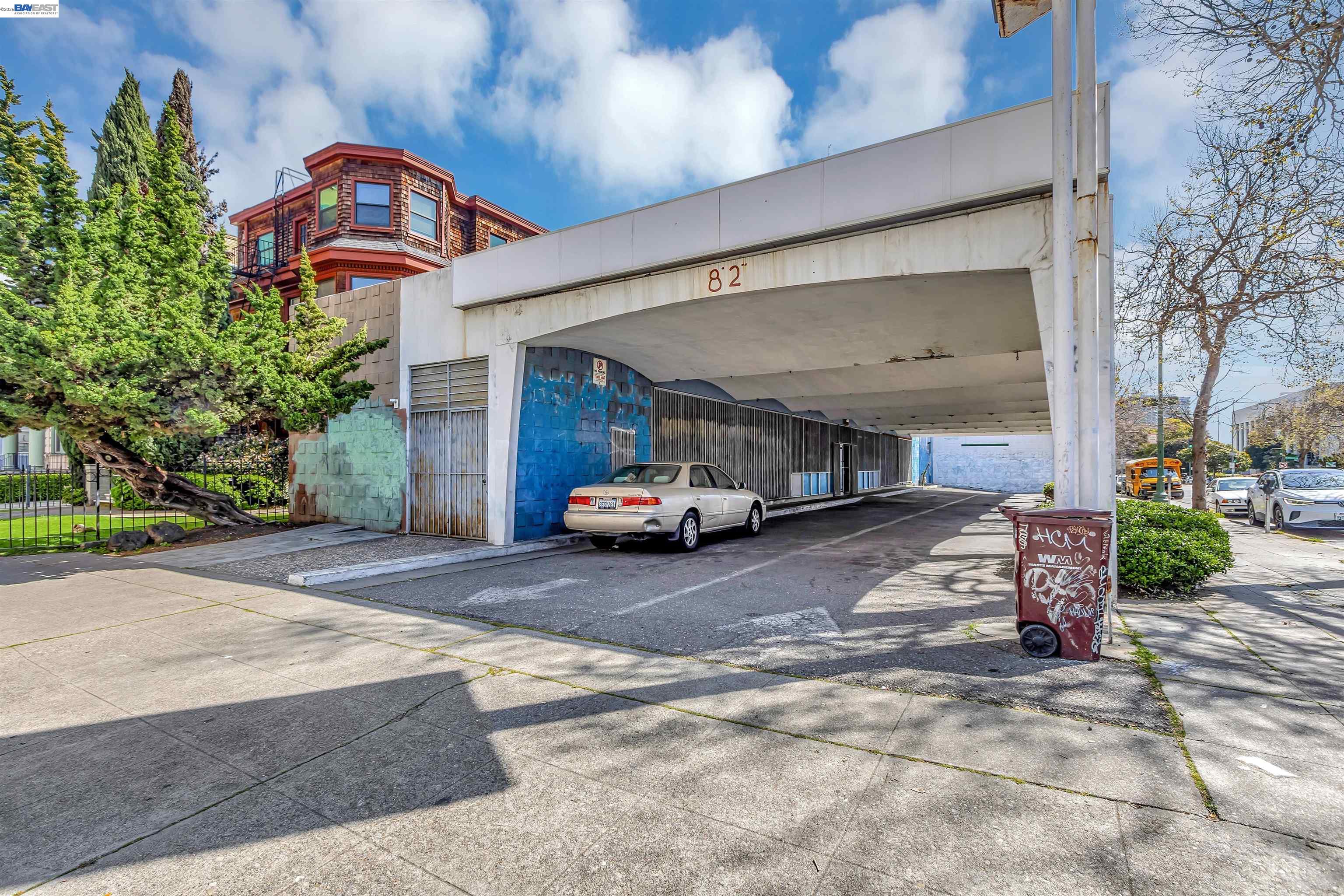 Commercial Sale in Oakland 4
