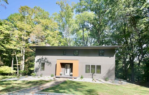 6691 E Lampkins Ridge Rd, Bloomington, IN, 47401-9486 | Card Image