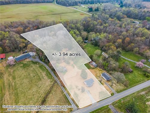 5424 Us Highway 21, Jonesville, NC, 28642-9110 | Card Image