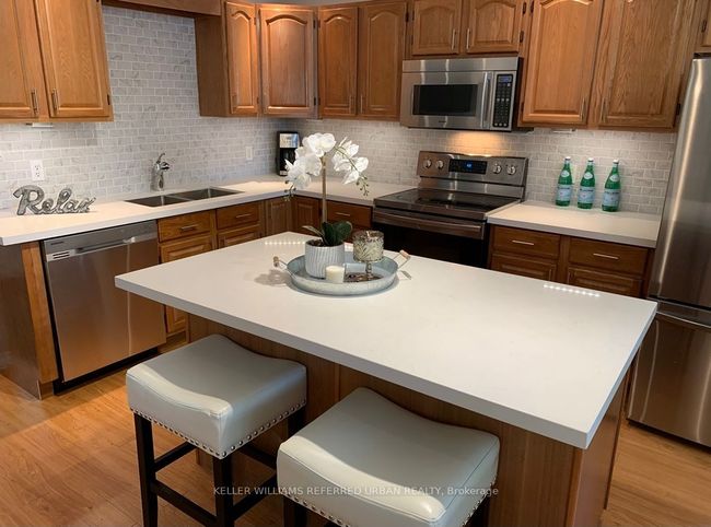 1833 Tiny Beaches Rd S, House other with 2 bedrooms, 1 bathrooms and 15 parking in Tiny ON | Image 8