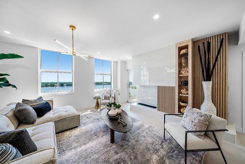 806-255 Evernia St, West Palm Beach, FL, 33401-5678 | Card Image