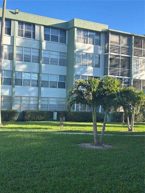 apt-110-2731 Taft St, Hollywood, FL, 33020-2960 | Card Image