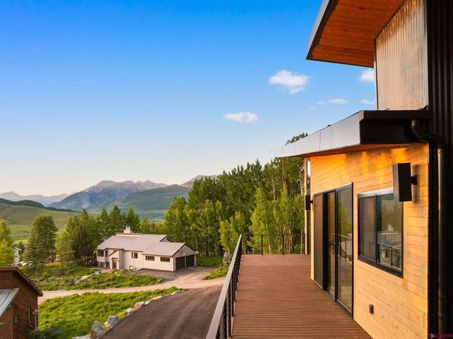 38 Ruby Dr, House other with 4 bedrooms, 5 bathrooms and null parking in Crested Butte CO | Image 16