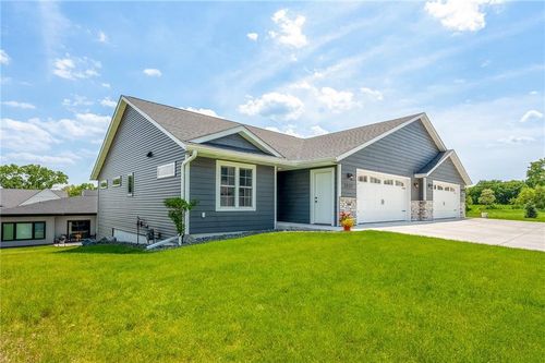 2837 Patrick John Dr, Eau Claire, WI, 54703-4638 | Card Image