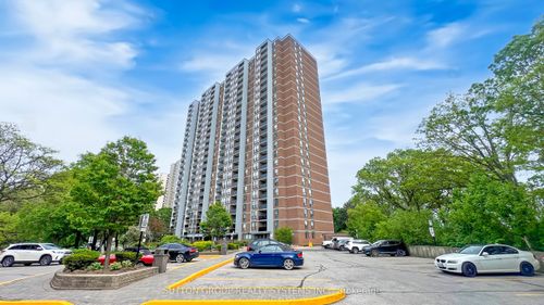 1811-85 Emmett Ave, York, ON, M6M5A2 | Card Image