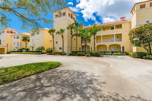 apt-104-5035 Harmony Cir, Vero Beach, FL, 32967-7207 | Card Image