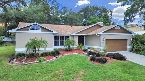 611 Tomoka Dr, Palm Harbor, FL, 34683-5856 | Card Image