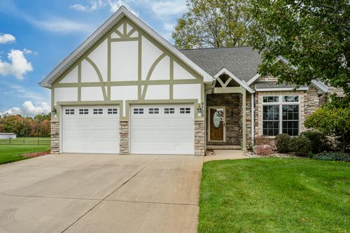 4709 Luther Path, Saint Joseph, MI, 49085-8323 | Card Image