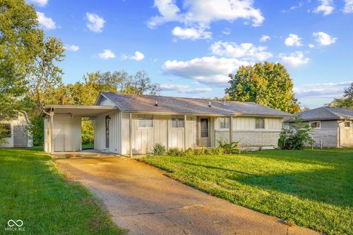 2811 Poplar Dr, Columbus, IN, 47203-3134 | Card Image