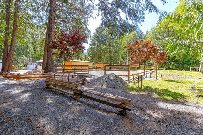 3412 Otter Point Rd, House other with 4 bedrooms, 3 bathrooms and 10 parking in Sooke BC | Image 44