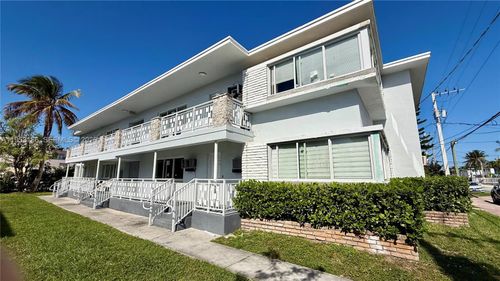 apt-4-7600 Dickens Ave, Miami Beach, FL, 33141-2239 | Card Image