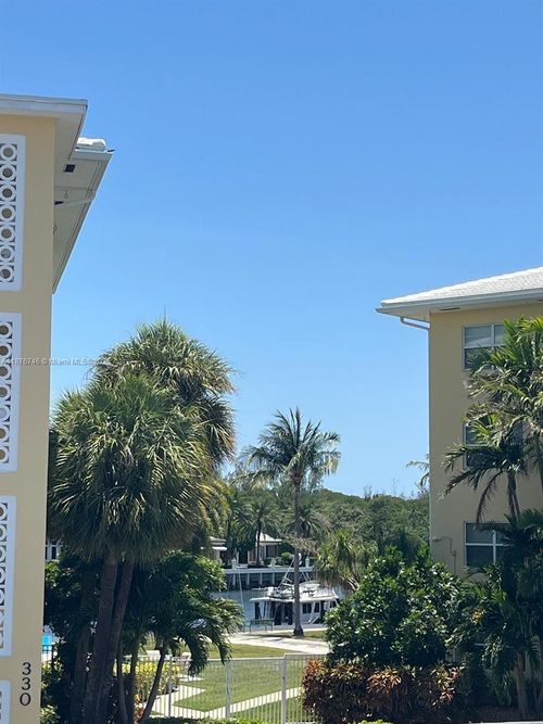 apt-233-322 N Federal Hwy, Deerfield Beach, FL, 33441-2205 | Card Image