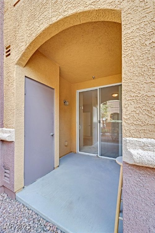 156-3975 N Hualapai Way, Las Vegas, NV, 89129-7930 | Card Image