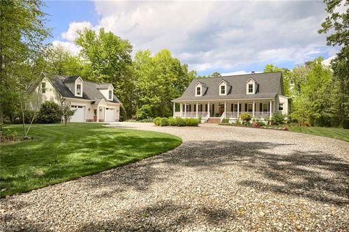 145 Paddys Ct, Port Haywood, VA, 23138-2195 | Card Image