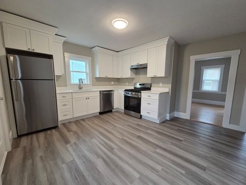 37-37 Quincy St, Quincy, MA, 02169-4917 | Card Image