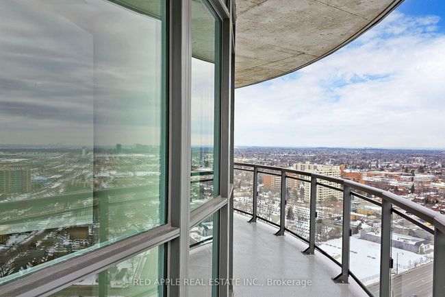2203 - 15 Lynch St, Condo with 2 bedrooms, 2 bathrooms and null parking in Brampton ON | Image 15