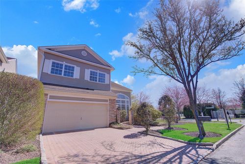 177 Hamlet Dr, Mount Sinai, NY, 11766-3003 | Card Image