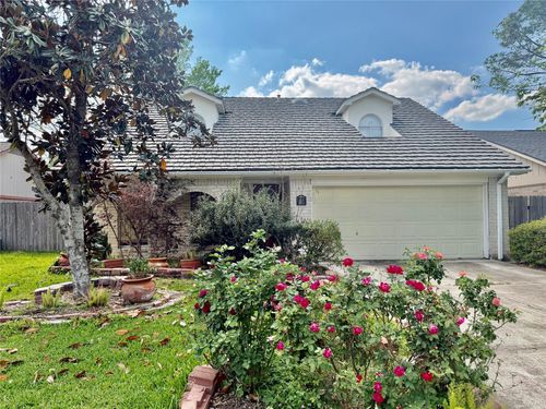 1119 Pinecroft Dr, Sugar Land, TX, 77498-2636 | Card Image