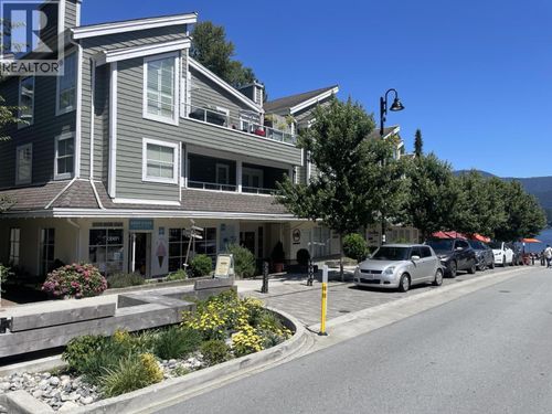 204-4390 Gallant Ave, North Vancouver, BC, V7G1L2 | Card Image