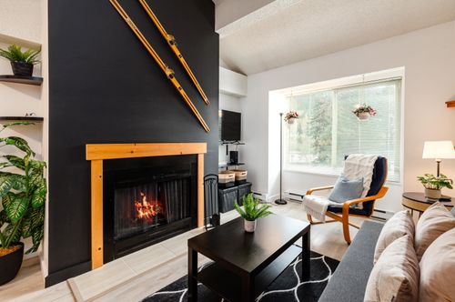 307-2021 Karen Cres, Whistler, BC, V8E0H1 | Card Image