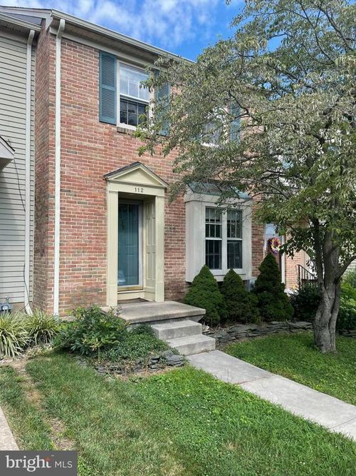 112 Wooden Carriage Dr, HOCKESSIN, DE, 19707-1429 | Card Image