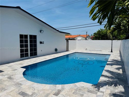 1900 Sw 24th St, Miami, FL, 33145-3723 | Card Image