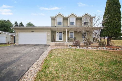19836 Queens Ct, Manchester, MI, 48158-8543 | Card Image