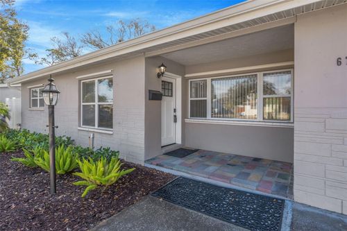 6700 33rd Ave N, ST PETERSBURG, FL, 33710-1509 | Card Image