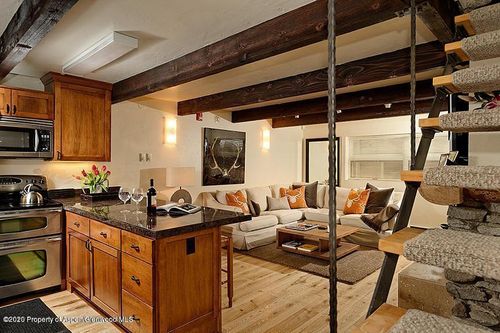 19-914 Waters Ave, Aspen, CO, 81611-2103 | Card Image