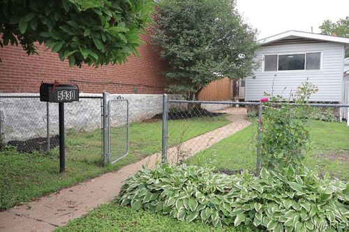 5530 Magnolia Ave, Saint Louis, MO, 63139-1638 | Card Image