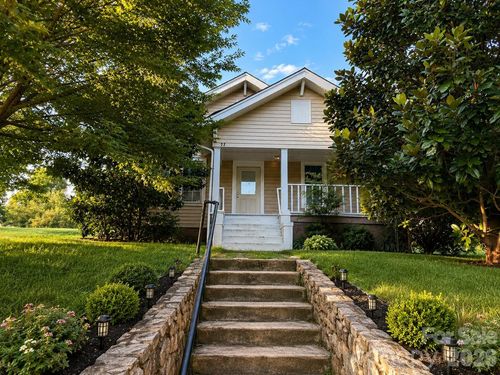 77 Archer St, Granite Falls, NC, 28630-1501 | Card Image