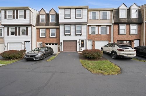 105 Bonnie Brae Dr, Coraopolis, PA, 15108-3845 | Card Image