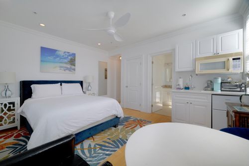 3265-235 Sunrise Ave, Palm Beach, FL, 33480-3812 | Card Image