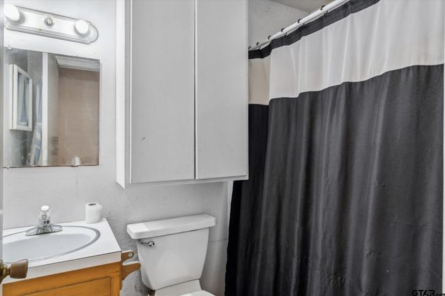 13386 Fm 858, House other with 3 bedrooms, 2 bathrooms and null parking in Ben Wheeler TX | Image 28