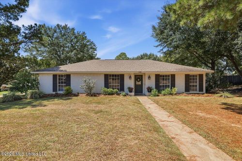 7105 Edgewater Drive, Ridgeland, MS, 39157 | Card Image